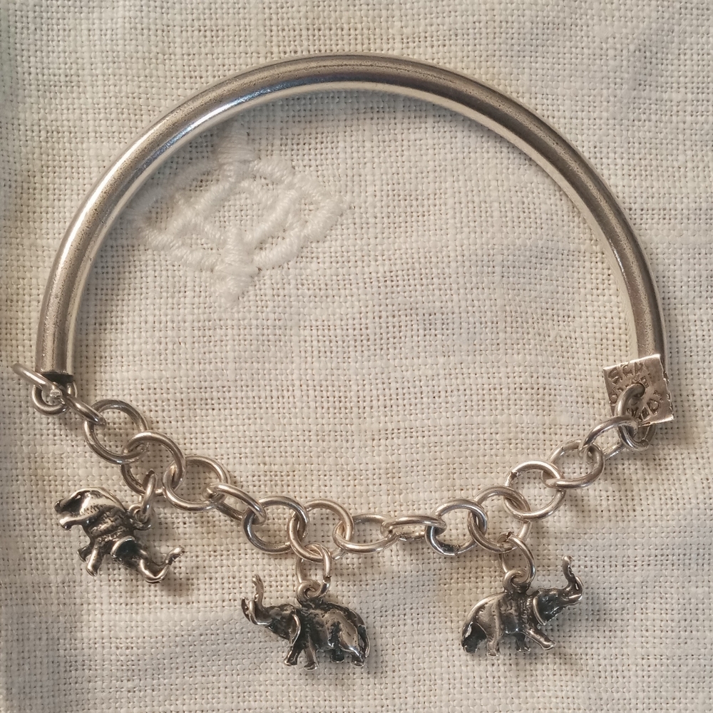 VINTAGE STERLING SILVER ELEPHANT CHARM BANGLE BRACELET RARE!